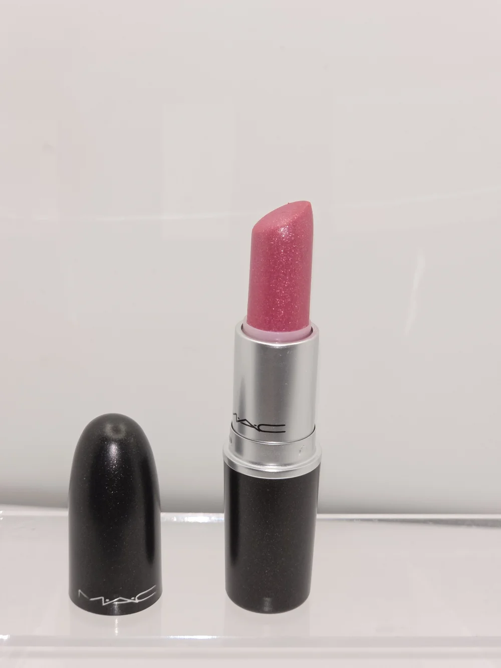 DISCONTINUED MAC Lustre Lipstick- 